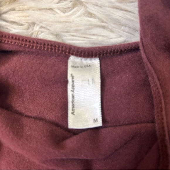 ◾️3/$25 American Apparel Long Sleeve Burgundy Scoop Nevk Bodysuit - Picture 4 of 5